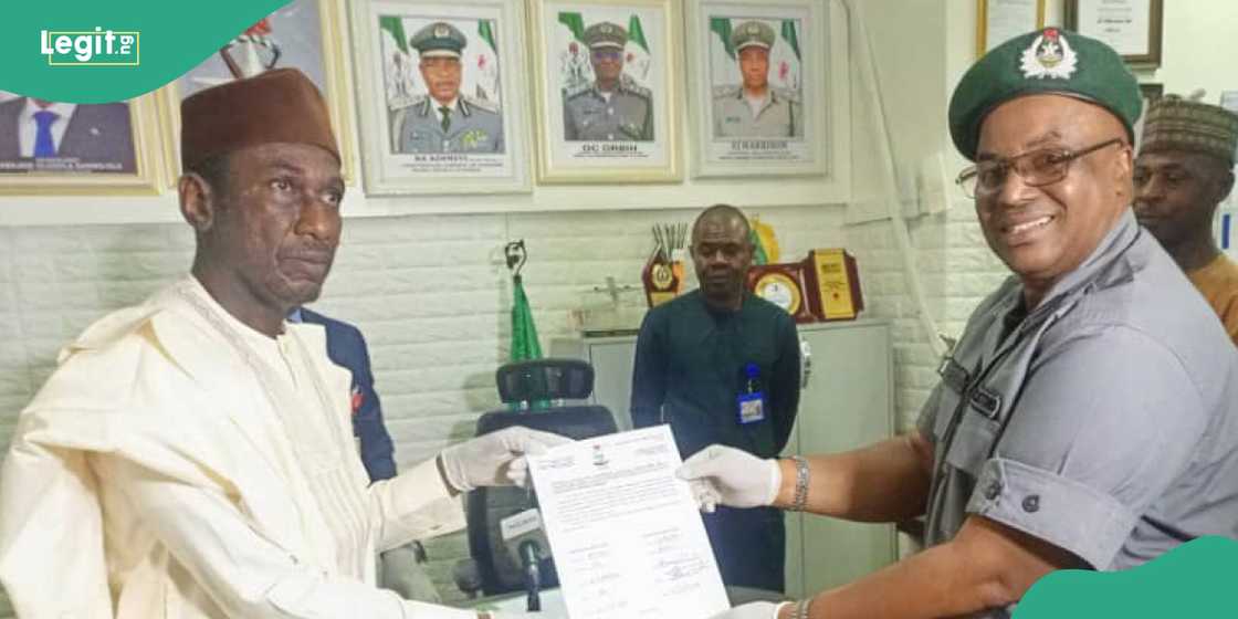 The Nigeria Customs Service. EFCC. The Nigeria Customs Service. EFCC.