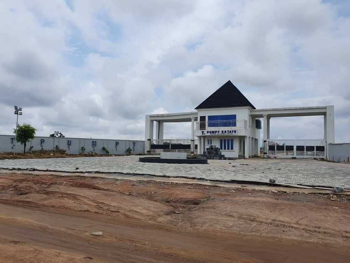 Abuja Estates land with C-of-O now as low as N540k as T Pumpy announces 40% discount Abuja Estates land with C-of-O now as low as N540k as T Pumpy announces 40% discount