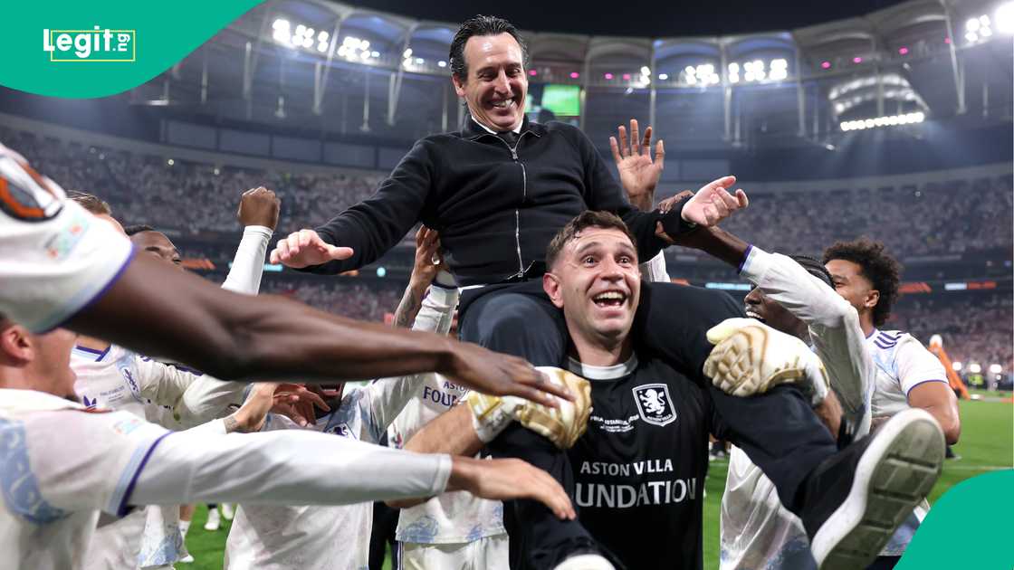 Unai Emery, Emiliano Martinez, Aston Villa, SC Freiburg, UEFA Europa League, Istanbul, Turkiye.