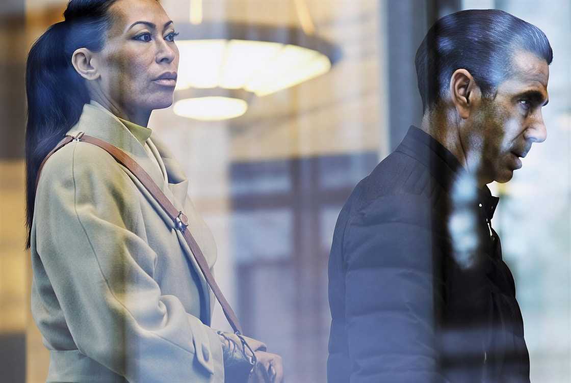 Skinny Joey Merlino enters the federal court accompanied by his wife, Deborah Merlino.