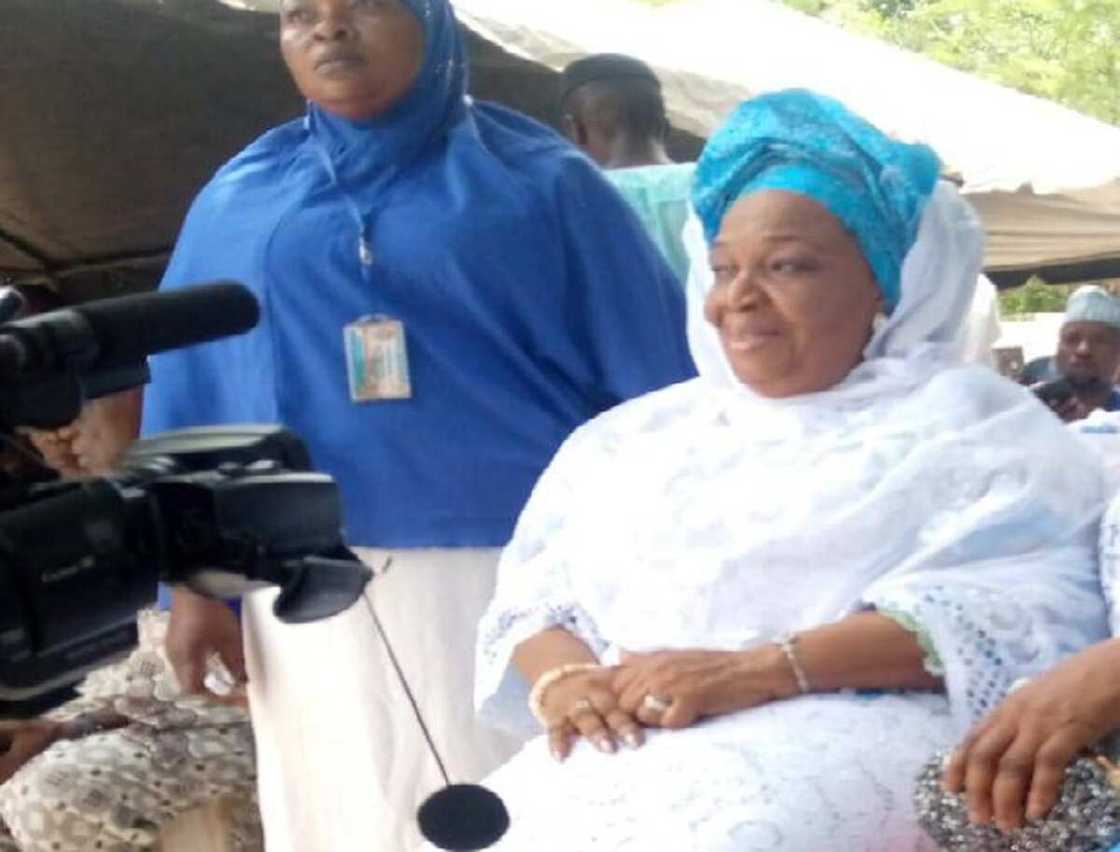 Hotunan matar basaraken Yarabawa da ta karba Musulunci, ta koma Khadija daga Joyce Hotunan matar basaraken Yarabawa da ta karba Musulunci, ta koma Khadija daga Joyce
