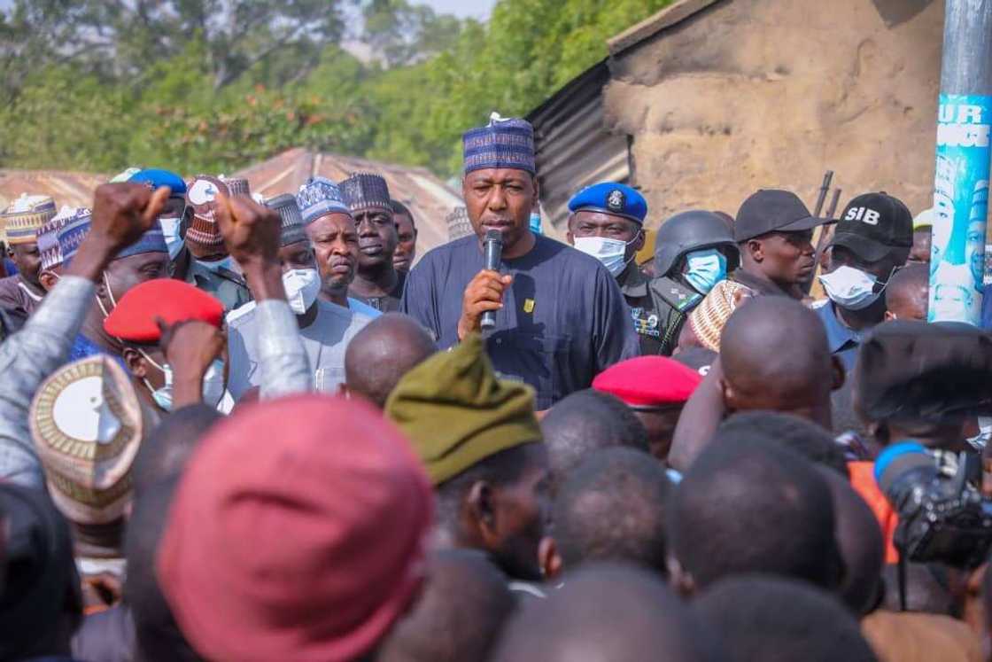 Gwamna Zulum ya ziyarci garuruwan da Boko Haram suka kai hari, ya dauki tsatsauran mataki