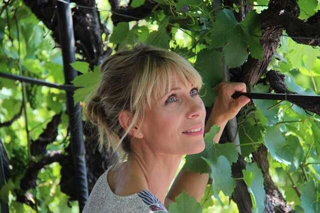 Biographie de Natalie Sbaï : sa vie actuelle après la RTS Biographie de Natalie Sbaï : sa vie actuelle après la RTS
