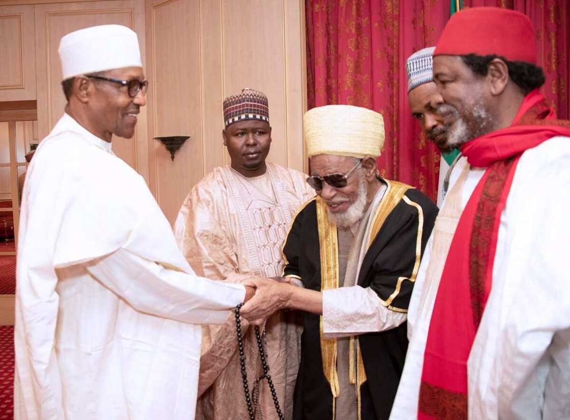 Dakaru sun yi zuga, sun shiga gidan Dahiru Bauchi, sun yi gaba da Almajiransa Dakaru sun yi zuga, sun shiga gidan Dahiru Bauchi, sun yi gaba da Almajiransa