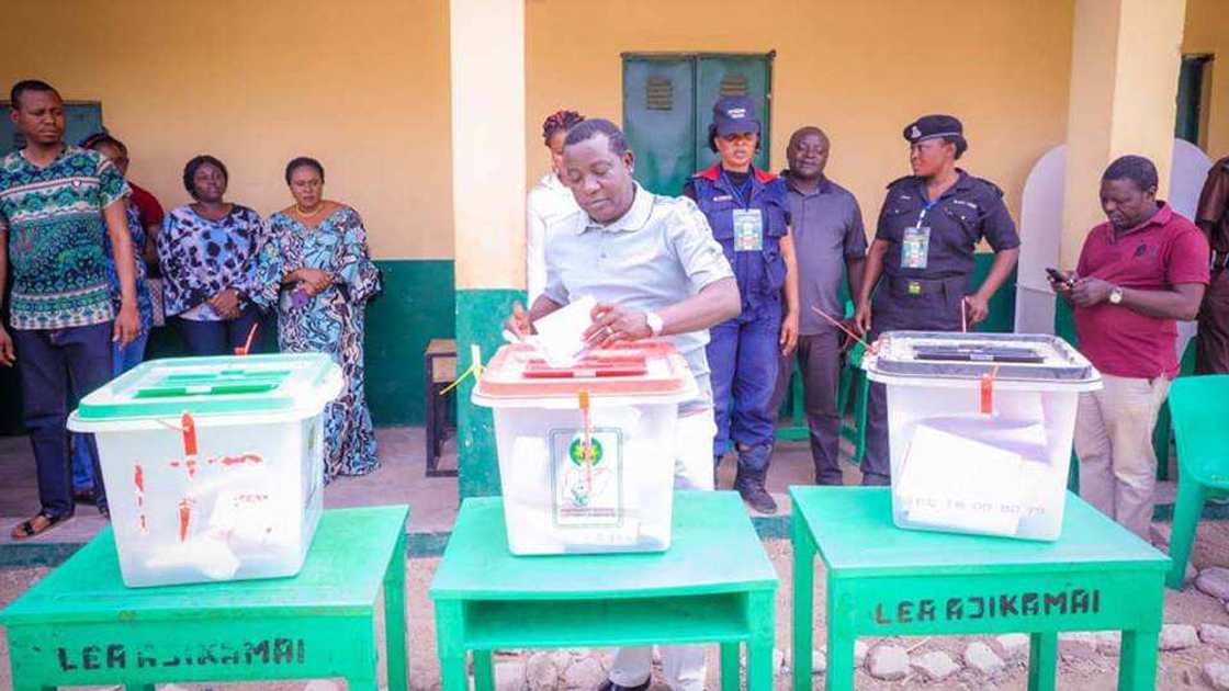 KAI TSAYE: Yadda zabe ke gudana a jihohin Bauchi, Gombe da Filato KAI TSAYE: Yadda zabe ke gudana a jihohin Bauchi, Gombe da Filato