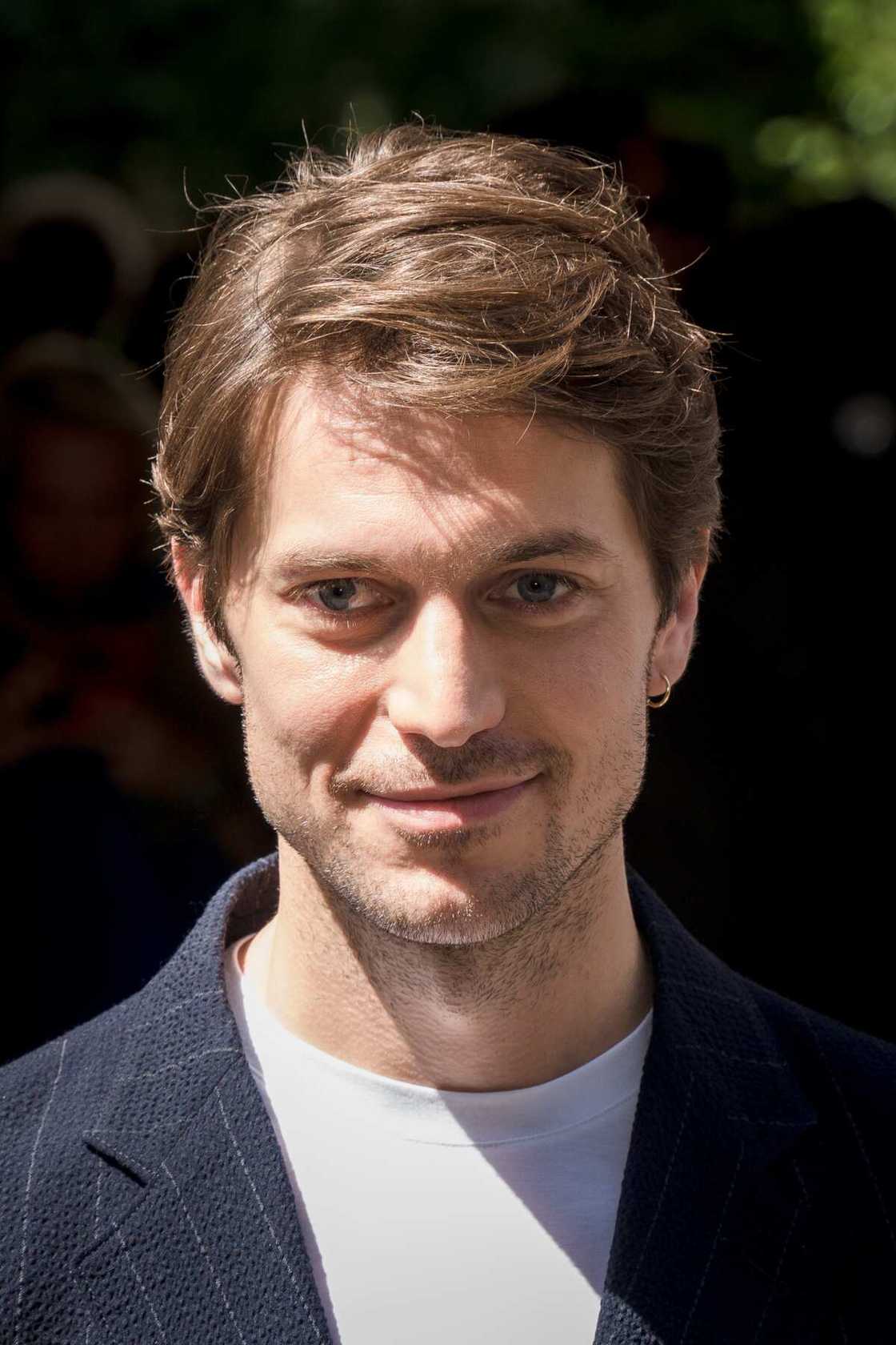 Lucas Bravo guest au Giorgio Armani fashion show.
Photo : Marco Piraccini/Archivio Marco Piraccini/Mondadori Portfolio via Getty Images. Lucas Bravo guest au Giorgio Armani fashion show.
Photo : Marco Piraccini/Archivio Marco Piraccini/Mondadori Portfolio via Getty Images.