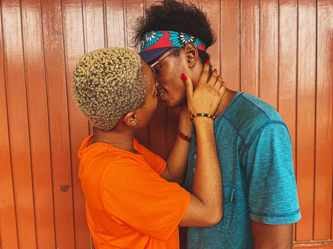 Types of kisses Types of kisses