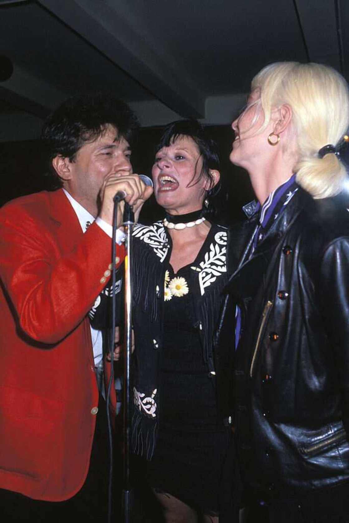 Redécouvrez la biographie de Guesch Patti: Sa vie, sa discographie, ses chansons et ses paroles Redécouvrez la biographie de Guesch Patti: Sa vie, sa discographie, ses chansons et ses paroles