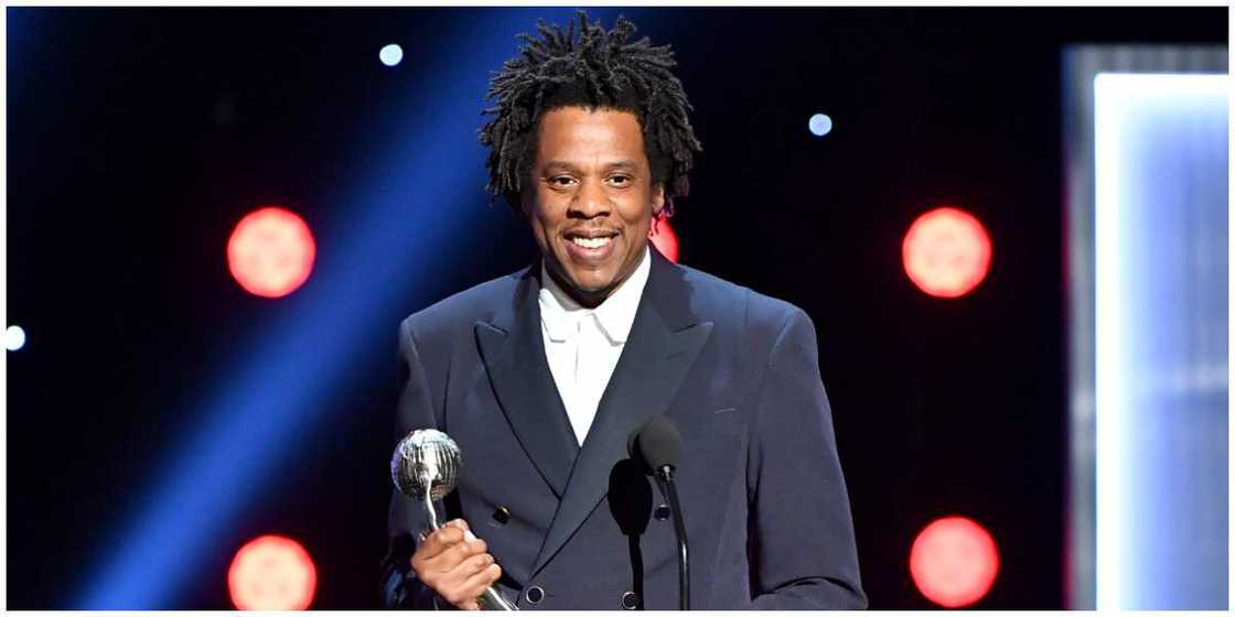Fans React as Jay Z Says He Used to Forget Lyrics on Stage While Performing Fans React as Jay Z Says He Used to Forget Lyrics on Stage While Performing