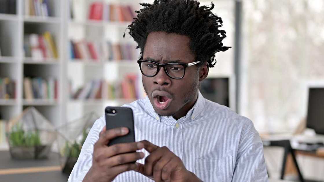 Phone apps Phone apps