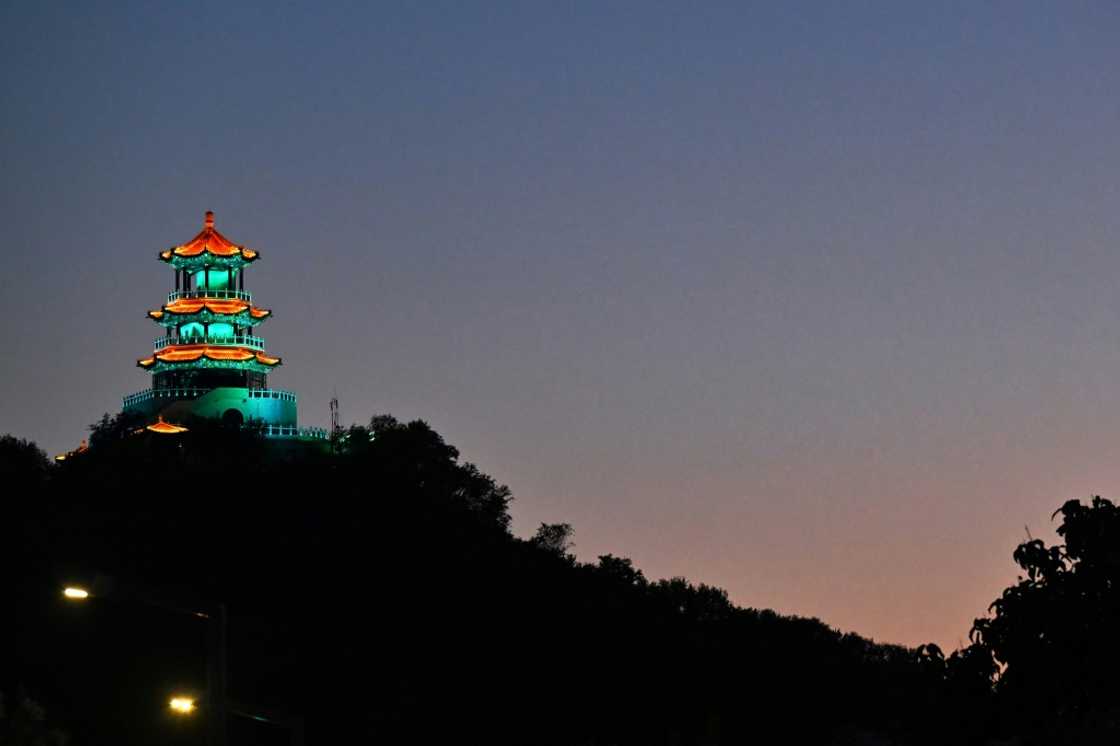 China's leadership has vowed to resolve "risks" plaguing the economy, but were yet to offer any concrete steps to pull the country out of its financial woes China's leadership has vowed to resolve "risks" plaguing the economy, but were yet to offer any concrete steps to pull the country out of its financial woes