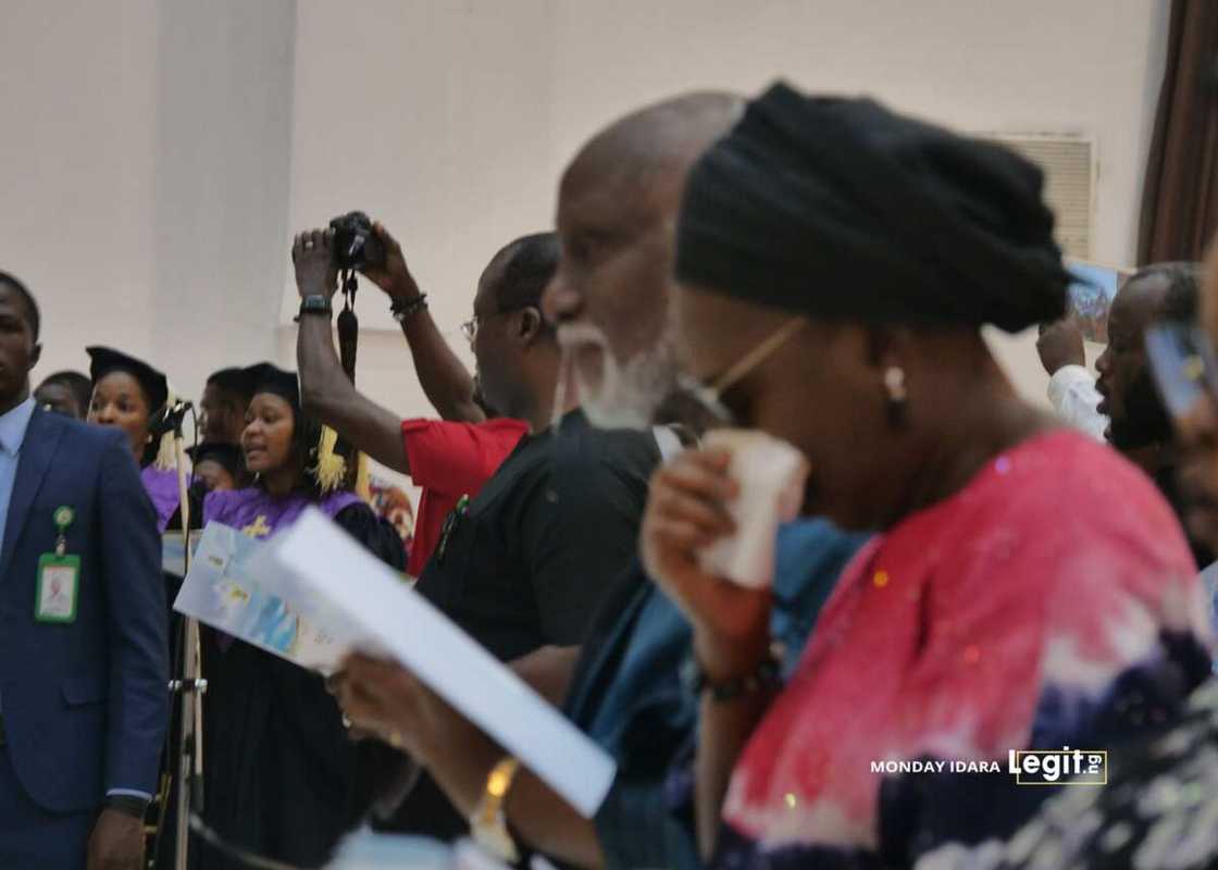 Gov Akeredolu, wife weep Gov Akeredolu, wife weep