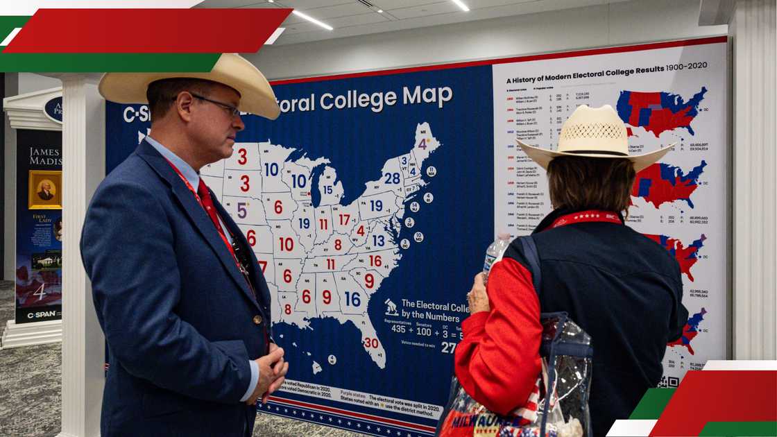 Americans look at a map of the US Electoral College.