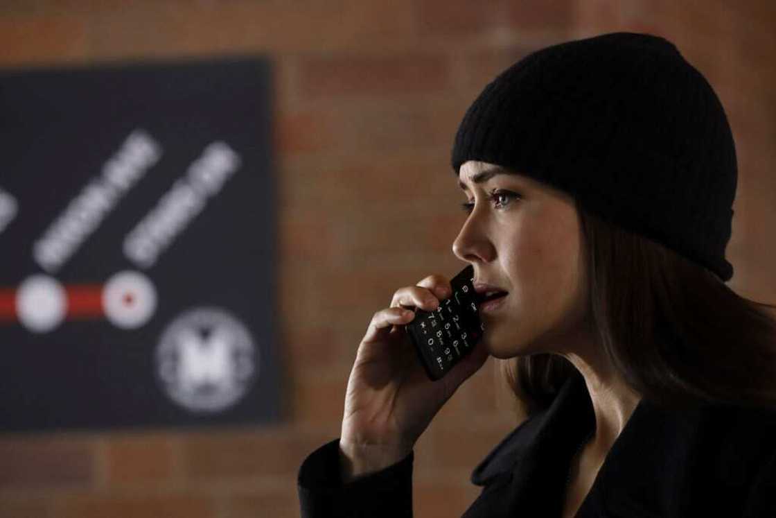 Megan Boone dans le rôle d'Elizabeth Keen Megan Boone dans le rôle d'Elizabeth Keen