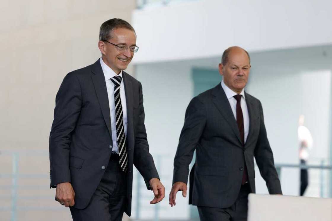 Intel CEO Pat Gelsinger and German Chancellor Olaf Scholz oversaw the signing of the deal that will see Germany finance a third of the investment into the company's chip factory Intel CEO Pat Gelsinger and German Chancellor Olaf Scholz oversaw the signing of the deal that will see Germany finance a third of the investment into the company's chip factory