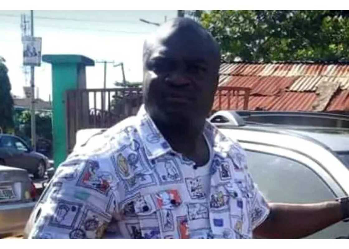 Sunday Agwu. Sunday Agwu.