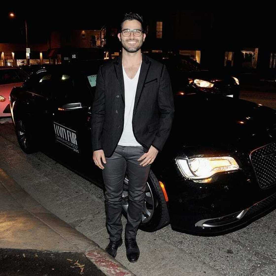 how tall is Tyler Hoechlin how tall is Tyler Hoechlin