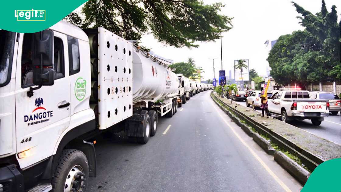 Dangote Group announces free fuel distribution Dangote Group announces free fuel distribution