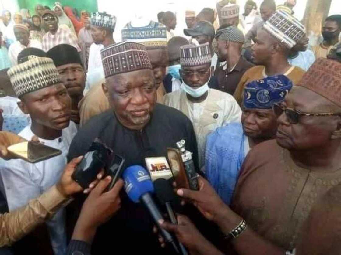 Zaben APC: 'Yan taware da ke tare da Buhari, sun bijirewa APC, Ganduje a Kano Zaben APC: 'Yan taware da ke tare da Buhari, sun bijirewa APC, Ganduje a Kano