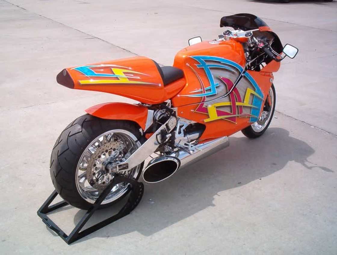 MTT Y2K Turbine Superbike MTT Y2K Turbine Superbike