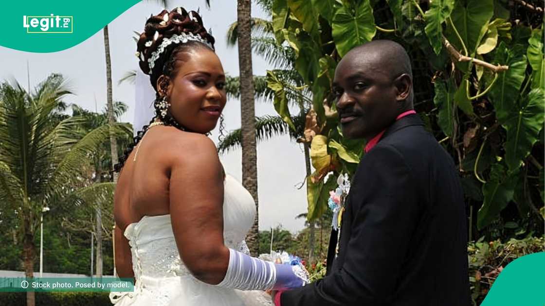 man marries lady after lying about his real age man marries lady after lying about his real age