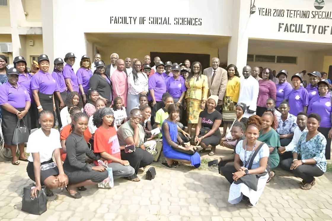 University of Delta Agbor Faculty of Social Sciences students posing for a photo