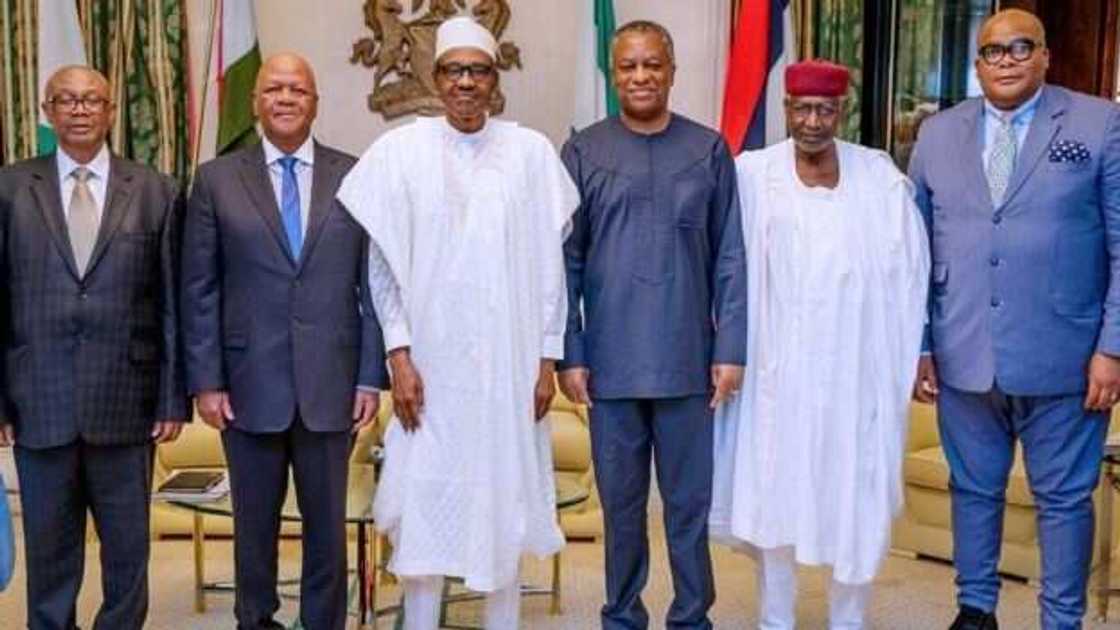 Kwanakin karshe na marigayi Abba Kyari kafin fara jinya Kwanakin karshe na marigayi Abba Kyari kafin fara jinya