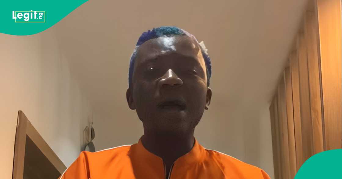 Portable gets dragged online over Speed Darlington. Portable gets dragged online over Speed Darlington.