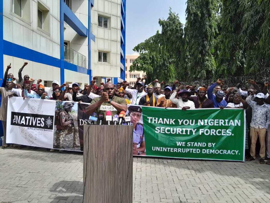 Security agencies commended for standing by democracy Security agencies commended for standing by democracy