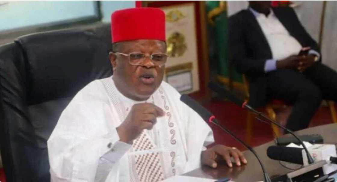 Umahi: Abu Ma Fi Ban Mamakin da Zai Faru a Wannan Ƙarnin Shi Ne Jonathan Ya Koma APC Umahi: Abu Ma Fi Ban Mamakin da Zai Faru a Wannan Ƙarnin Shi Ne Jonathan Ya Koma APC
