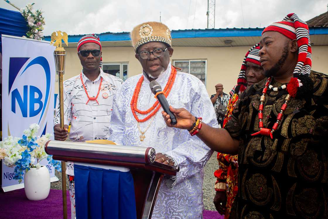 CSR: Nigerian Breweries Donates 2-Ton/Day Cassava Processing Facility to Awo-Omamma Community
