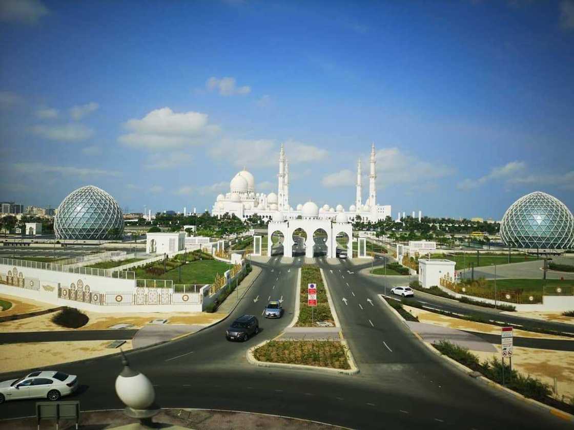 Sheikh Zayed Mosque Abu Dabi Sheikh Zayed Mosque Abu Dabi
