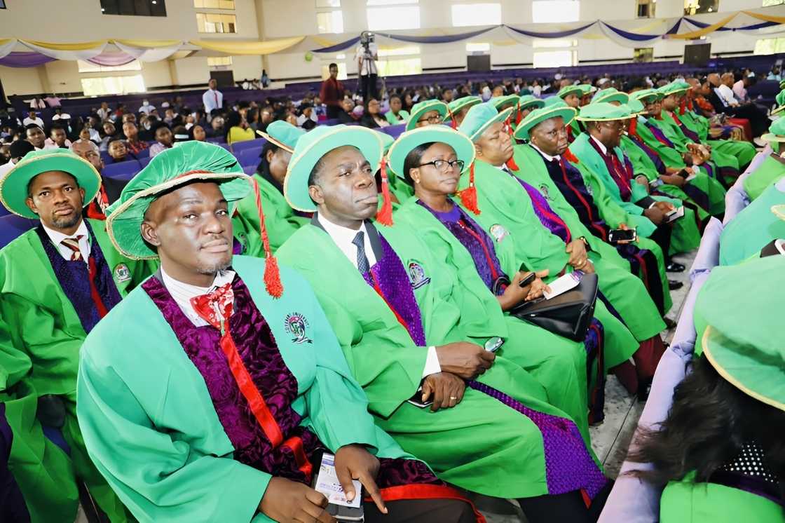 Covenant University students graduating Covenant University students graduating