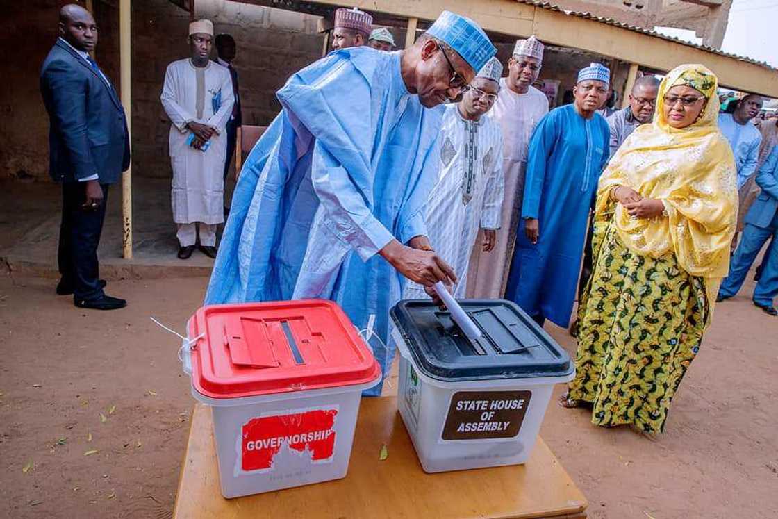 Zaben 2019: Jam'iyyar APC ta lashe rumfar Shugaba Buhari da gagarumin rinjaye Zaben 2019: Jam'iyyar APC ta lashe rumfar Shugaba Buhari da gagarumin rinjaye