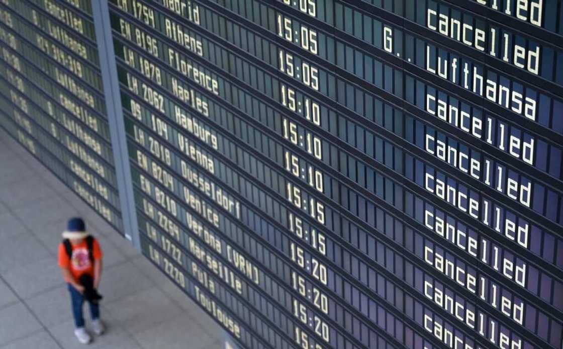 A strike by ground staff forced German national carrier Lufthansa to cancel more than 1,000 flights