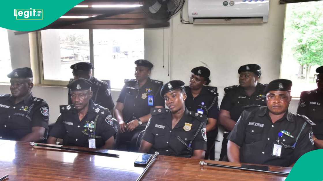Fire outbreak in Oyingbo, Lagos, claimed the life of a 103-year-old woman as LASEMA confirmed the destruction of rooms, shops and household properties in the residential building.