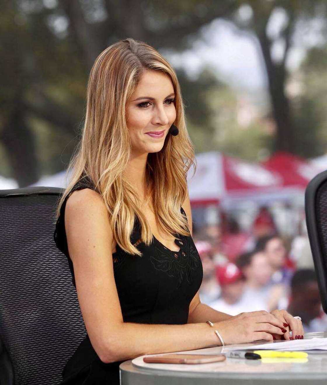 Laura Rutledge: age, height, husband and hot photos - Legit.ng