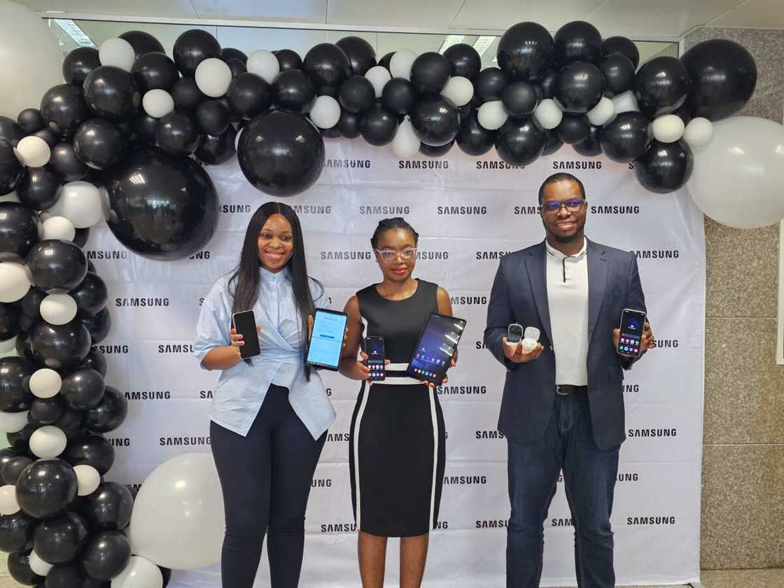 Samsung Galaxy S23 FE, Galaxy Tab S9 FE and Galaxy Buds FE Bring Standout Galaxy Features to Users Samsung Galaxy S23 FE, Galaxy Tab S9 FE and Galaxy Buds FE Bring Standout Galaxy Features to Users
