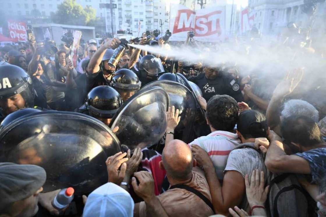 Argentine police spray tear gas at protesters outside Congress as lawmakers debate  President Javier Milei's reform package