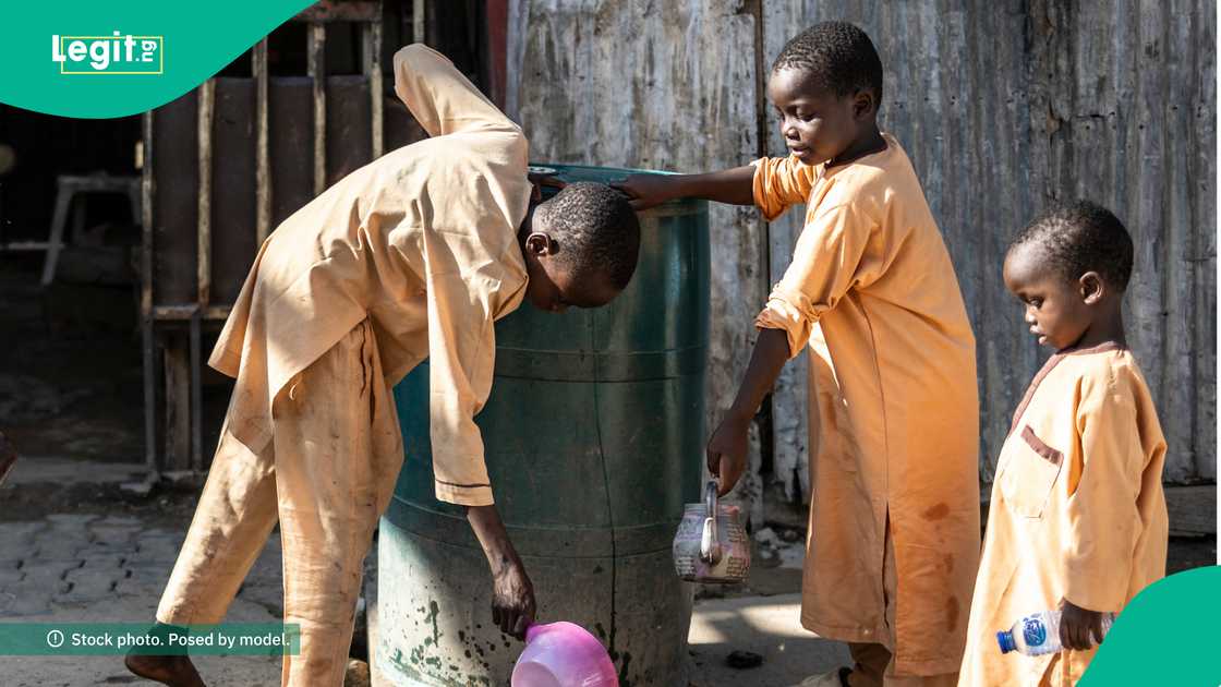 'Yan bindiga sun sace dalibai da suka kai hari makarantar marayu a Kogi 'Yan bindiga sun sace dalibai da suka kai hari makarantar marayu a Kogi