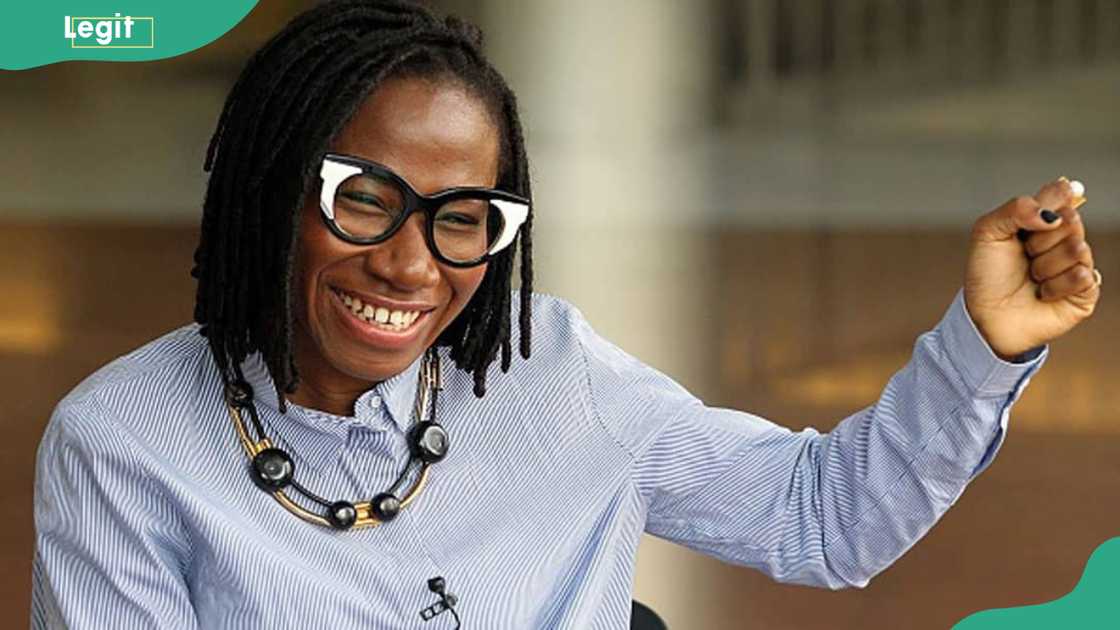 Asa Bukola in a studio