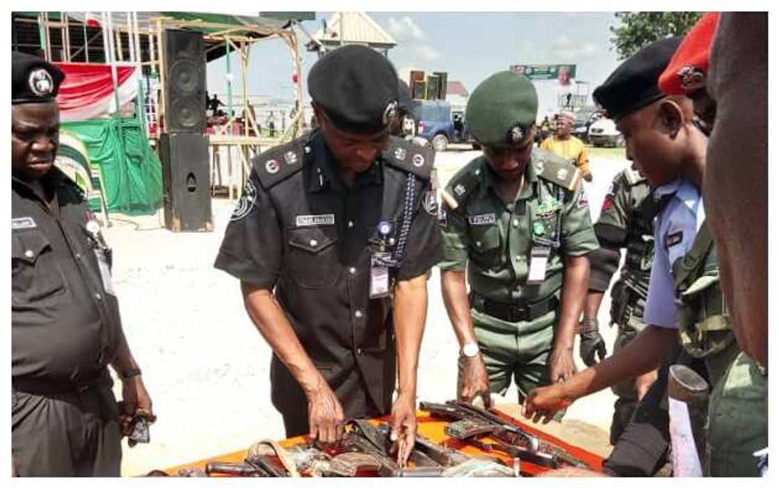 Top Bandits Make Revealing Confessions as Police Finally Get Hold of Foreign Gunrunner Top Bandits Make Revealing Confessions as Police Finally Get Hold of Foreign Gunrunner
