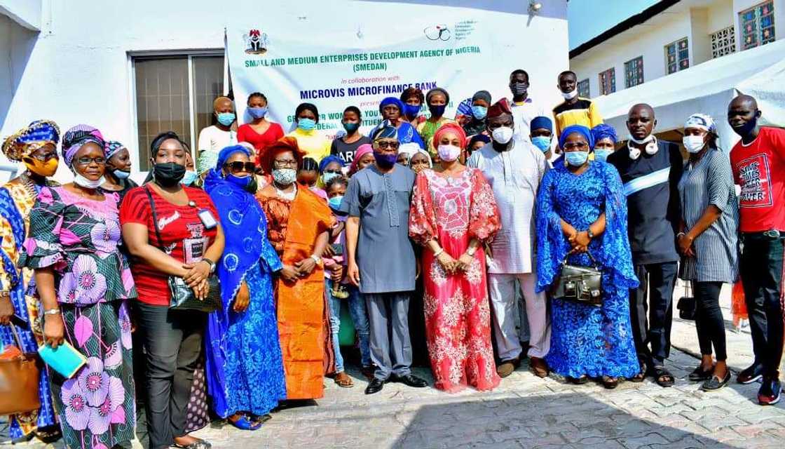 Joy as federal lawmaker facilitates grants to 30 women, youths in Lagos Joy as federal lawmaker facilitates grants to 30 women, youths in Lagos