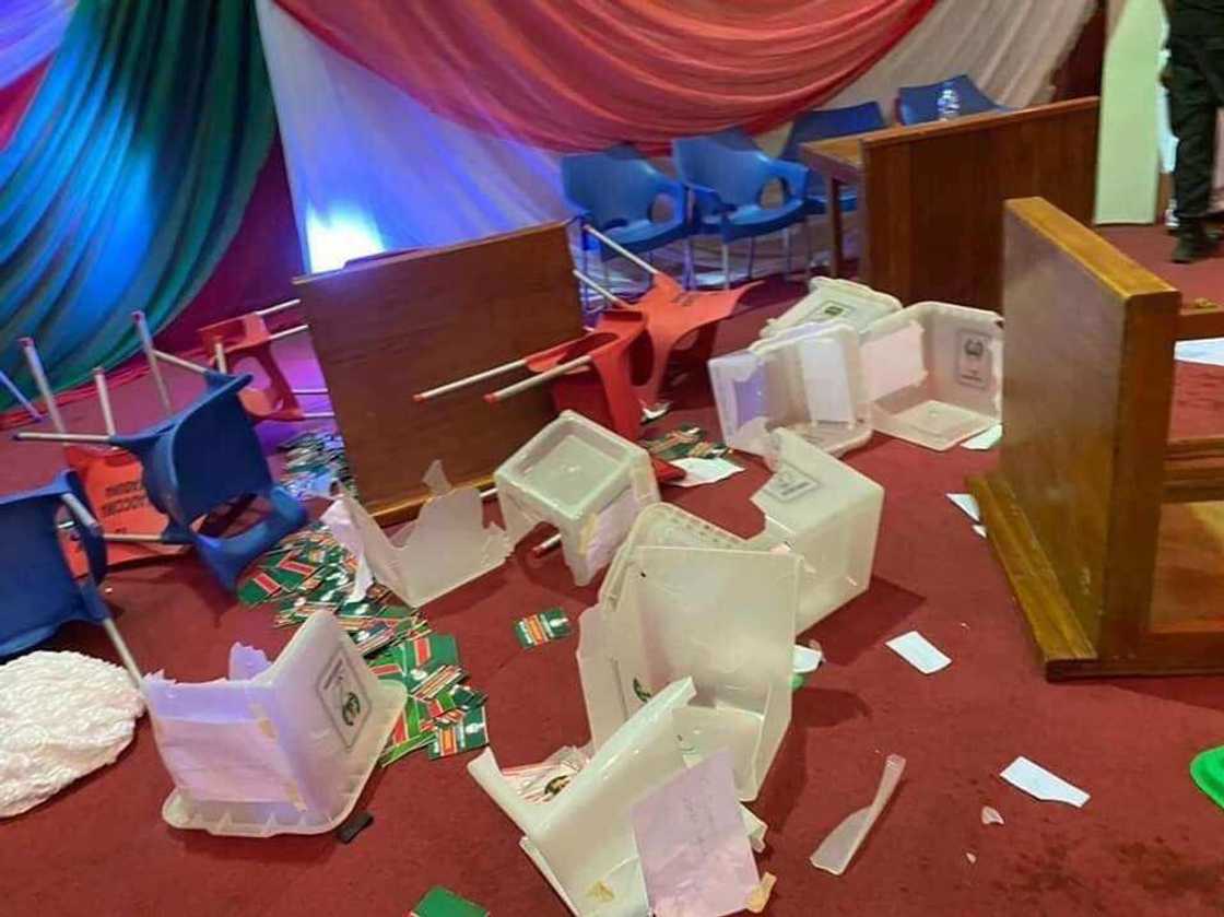 Yanzu-yanzu: Rikici ya barke wajen zaben shugabannin PDP a Kaduna Yanzu-yanzu: Rikici ya barke wajen zaben shugabannin PDP a Kaduna