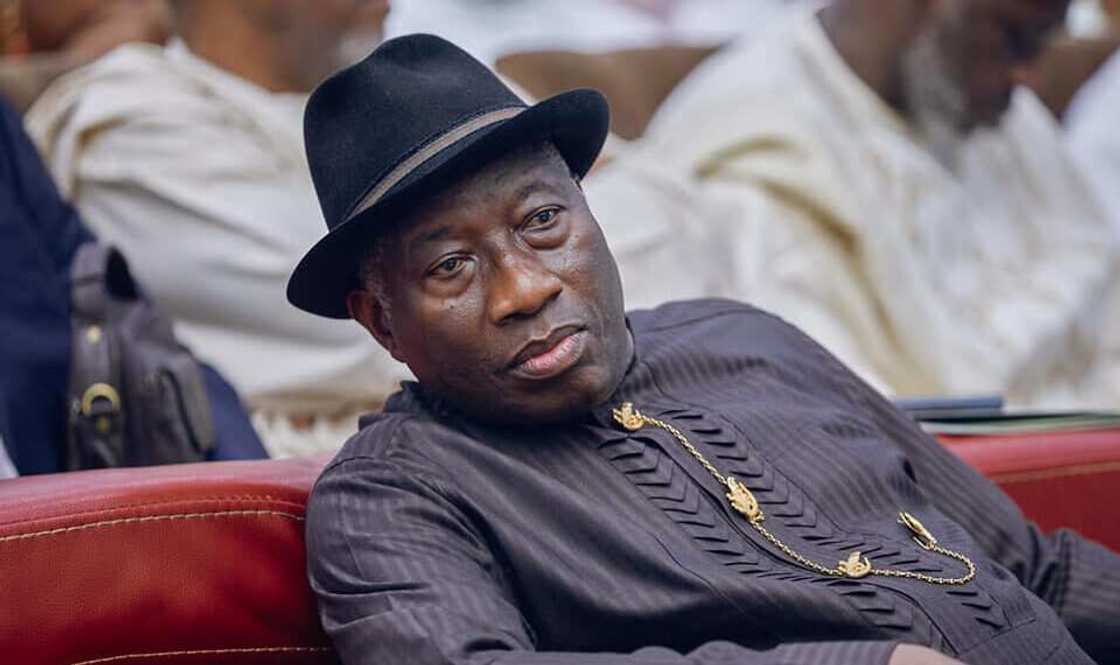 Dakta Goodluck Jonathan.