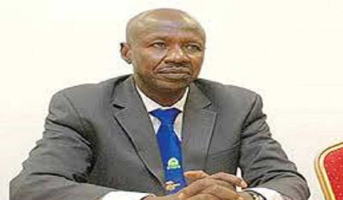 Yanzu-yanzu: Za a cigaba da bincike a kan Magu a yau Talata Yanzu-yanzu: Za a cigaba da bincike a kan Magu a yau Talata