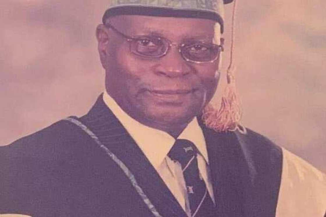 Shahararrun 'yan Najeriya 26 da suka mutu a wannan shekarar 2021 Shahararrun 'yan Najeriya 26 da suka mutu a wannan shekarar 2021