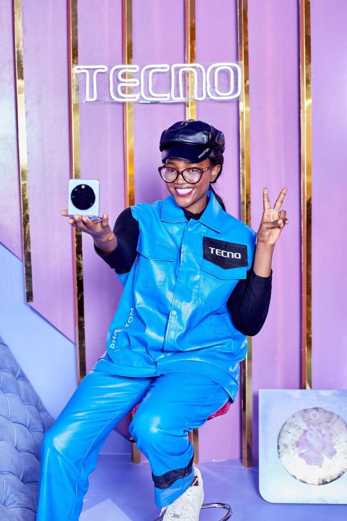 Colours, Style, Innovation and Gifts on Display at TECNO'S Booth in Lagos Fashion Week Colours, Style, Innovation and Gifts on Display at TECNO'S Booth in Lagos Fashion Week