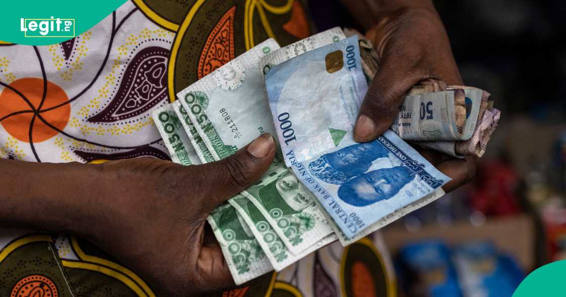 Signs to spot fake 1,000 naira notes Signs to spot fake 1,000 naira notes