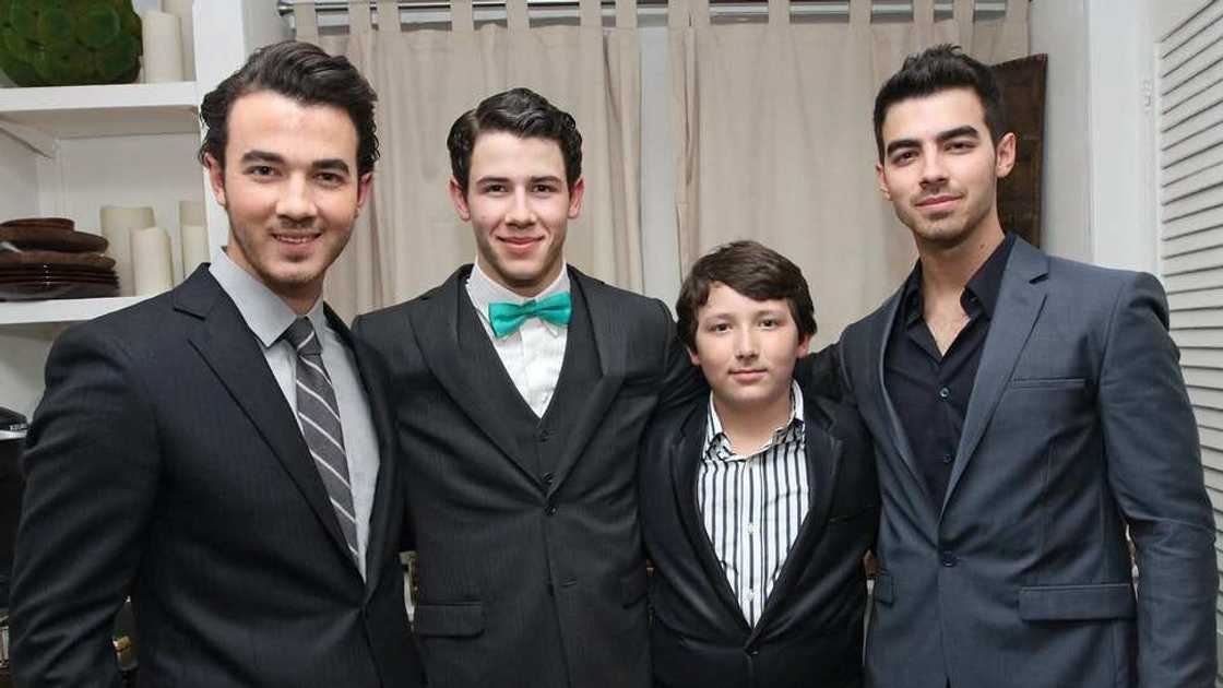 jonas brothers frankie jonas brothers frankie